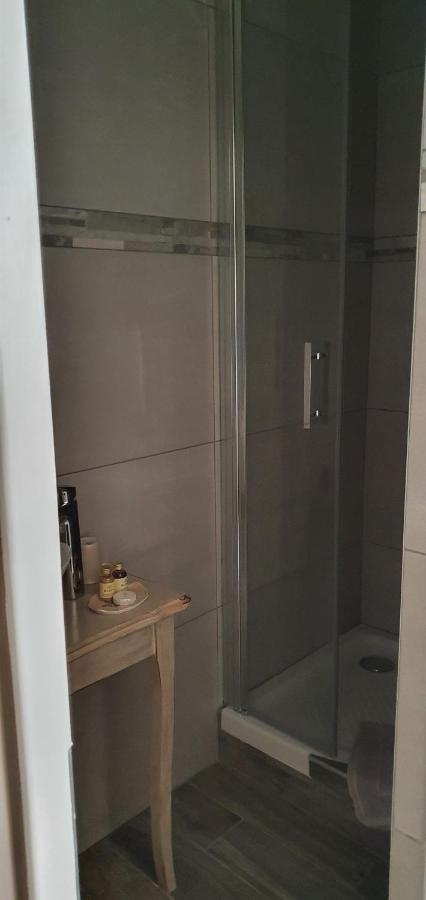 Le Commerce Hotel 2*